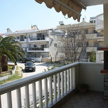 Easy Breezy Apartment Nea Peramos (Macedonia)