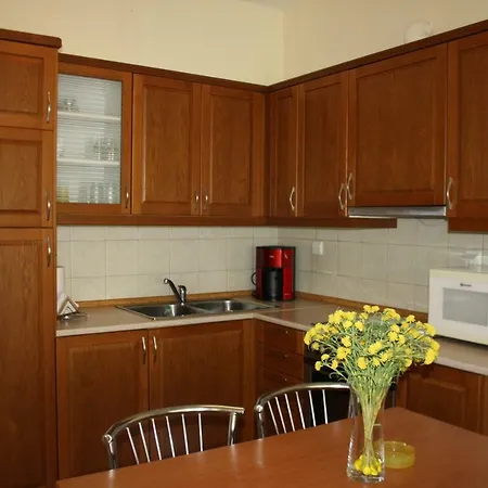 Easy Breezy Apartment *