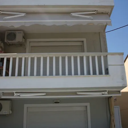 Easy Breezy Apartment