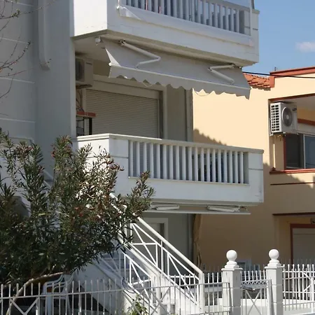 Easy Breezy Apartment Nea Peramos (Macedonia)